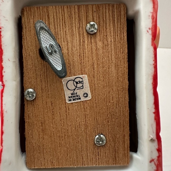 RARE Humpty Dumpty Music Box, Set in the Wall, “ALICE IN WONDERLAND' Working - Picture 5 of 7